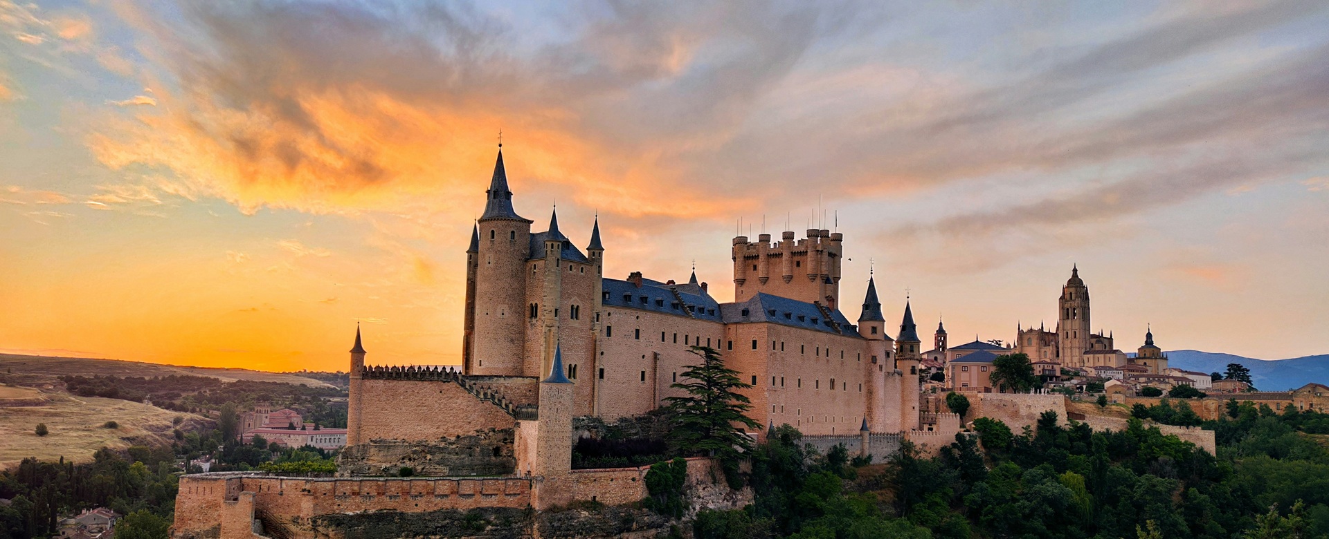 MADRID, TOLEDO, SEGOVIA, LA GRANJA E AVILA